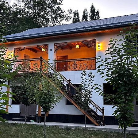 Hayat Guesthouse Nuratau Mountain Yukary-Ukhum Exterior foto
