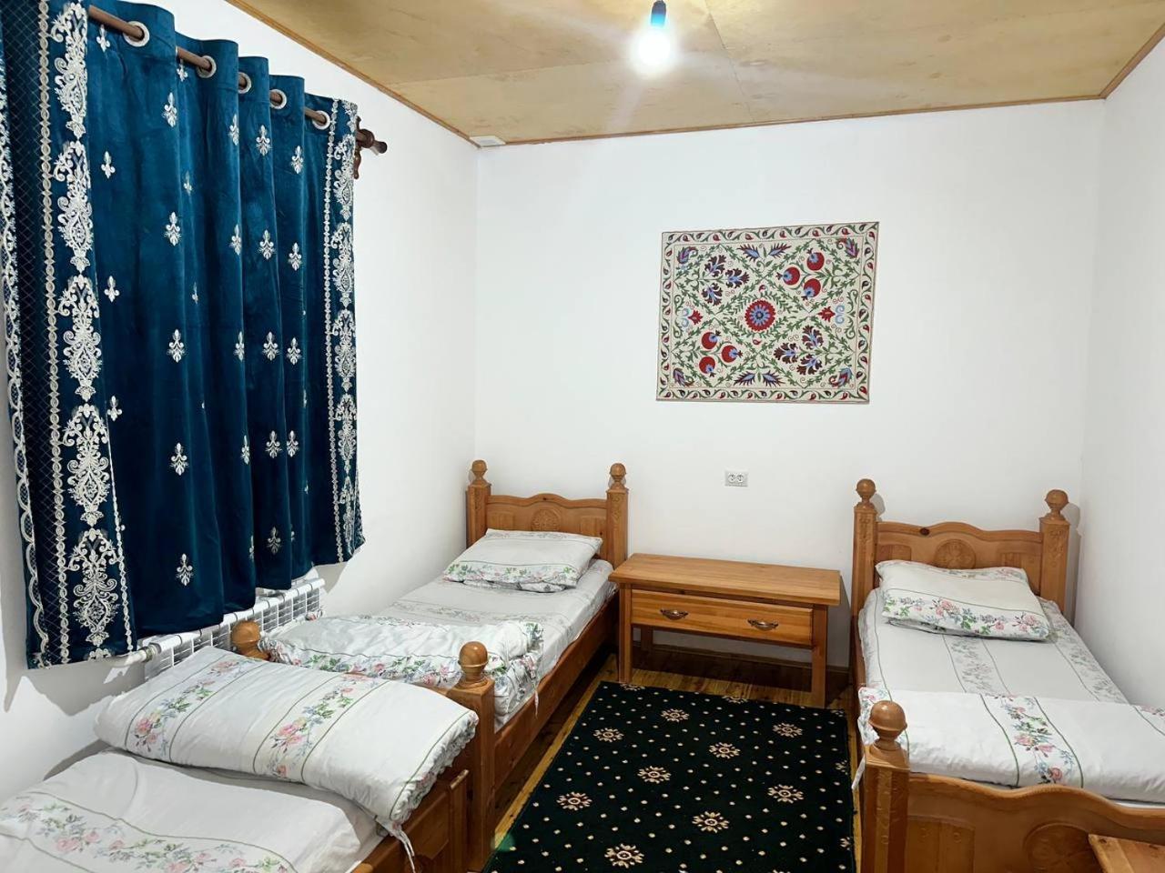 Hayat Guesthouse Nuratau Mountain Yukary-Ukhum Exterior foto